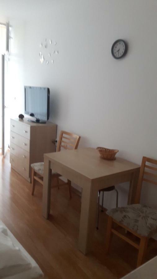 Gerber 1 Daire Sunny Beach Dış mekan fotoğraf